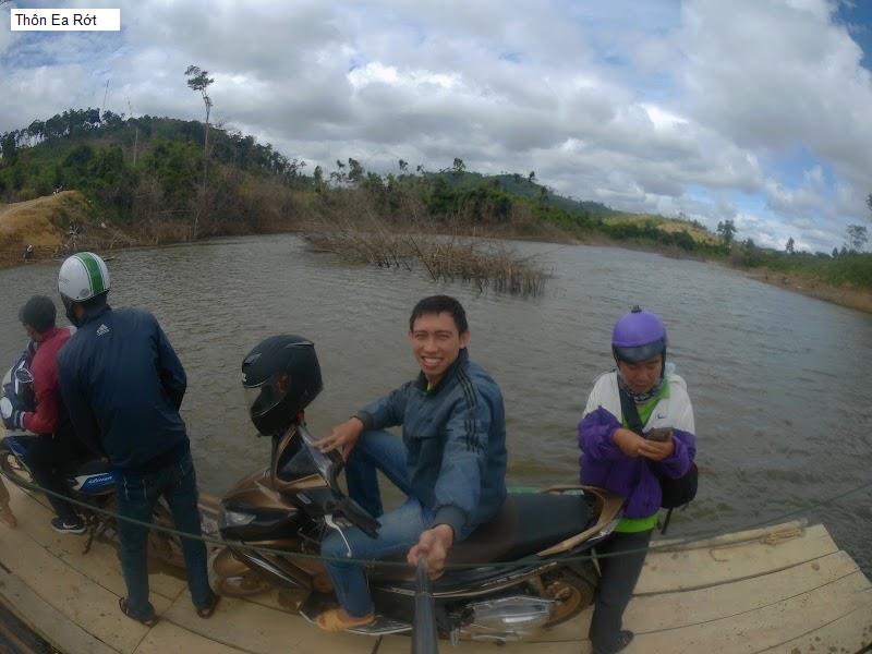 Thôn Ea Rớt